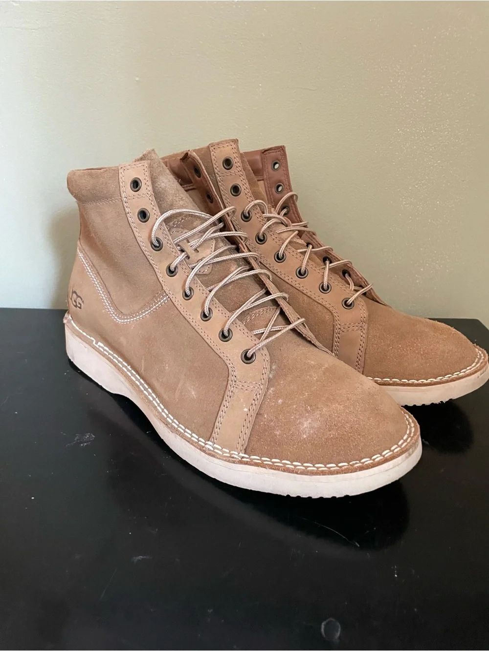 UGG Camino Monkey Treadlite Men’s Size 13 Tan Suede Boots 1096959 Lace Up Shoes